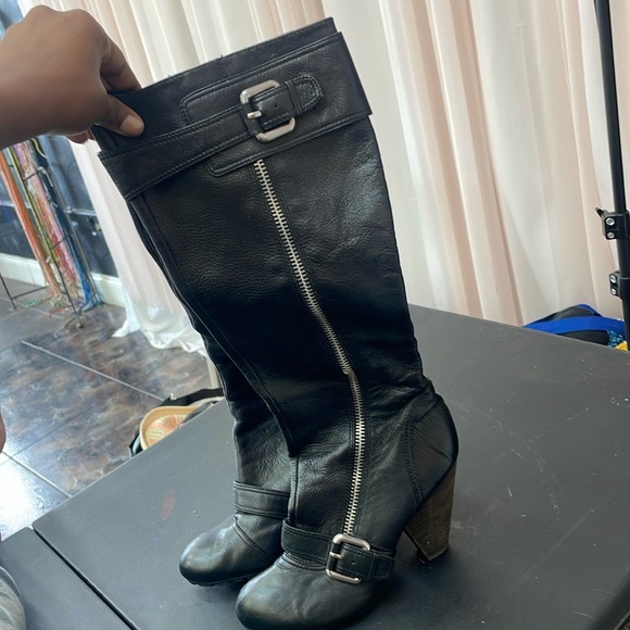 Cool Leather Biker Boots - Picture 2 of 2